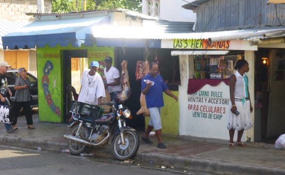 Et jusqu'au soir, ca déambule, ca cause, ca rit, ca vit.....