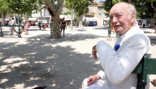 Eddy Barclay à St-Tropez sur ... la place des Lices