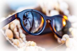 De superbes lunettes griffées de grands marques internationales dans ce beau magasin d'optique oùu Maurizio ou Elisabeta vous accueille avec gentillesse et professionnalisme.